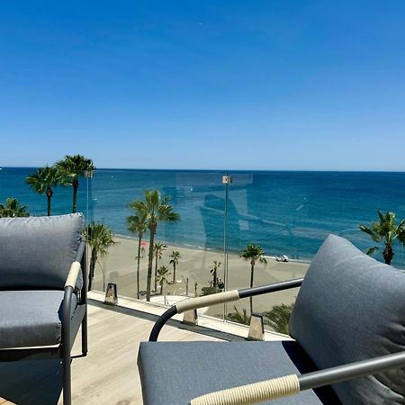 Sunnypalms - Beachfront Penthouse With Stunning Sea View Естепона Екстериор снимка